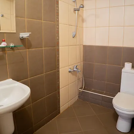 格兰伊万家庭酒店 酒店 瓦爾納