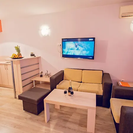 Family Gran Ivan 3* فارنا