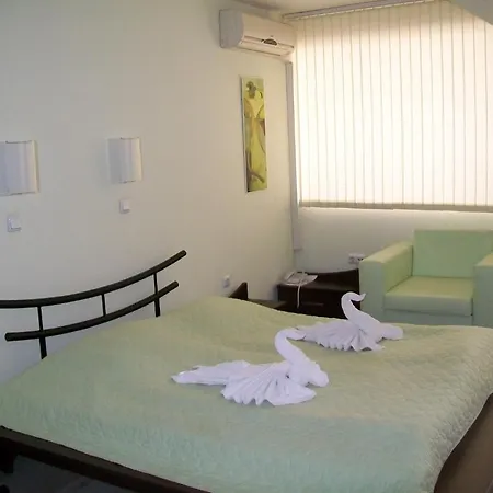 Family Gran Ivan 3* فارنا