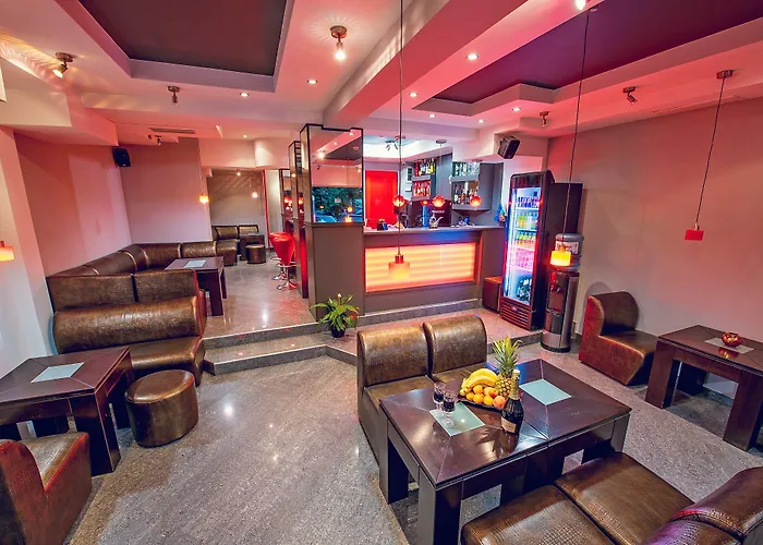 格兰伊万家庭酒店 3* 瓦爾納