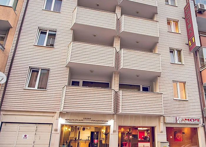 格兰伊万家庭酒店 3*